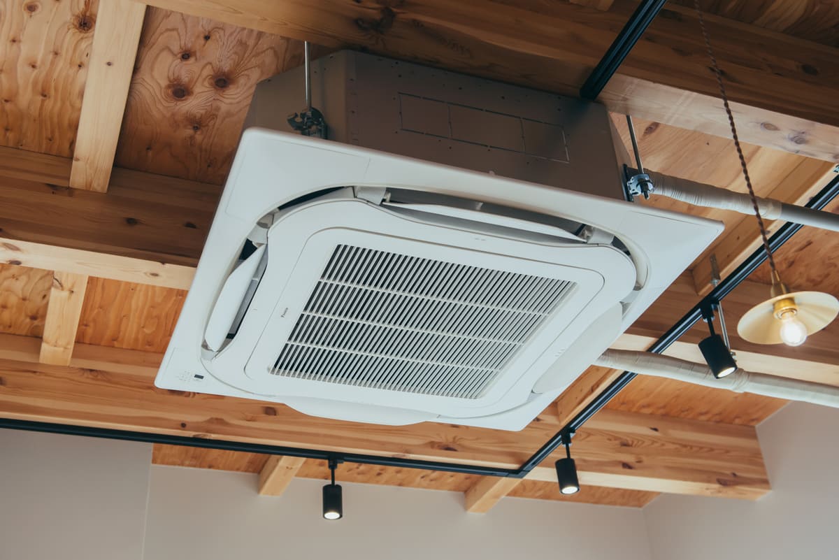 Combinación de climatización e iluminación eficiente